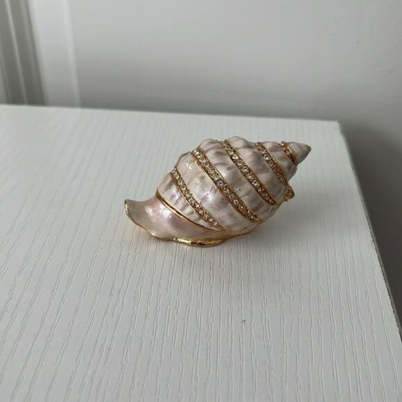 Kingston Designs Sea Shell Conch Trinket Box - Picture 3 of 6
